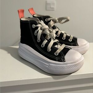 Platform Converse